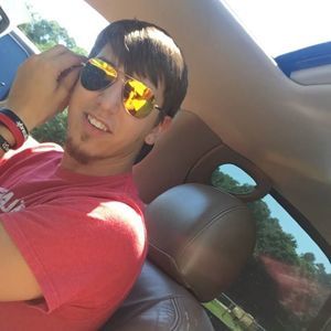 Meet your Posher, Wesley